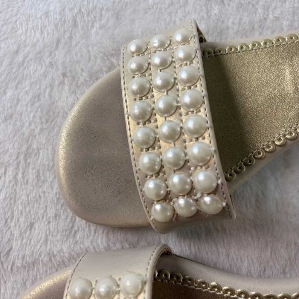 Rachel Shoes Girls Lil Pearl Champagne Gold Faux Pearl Dress Sandals Size 13 GUC